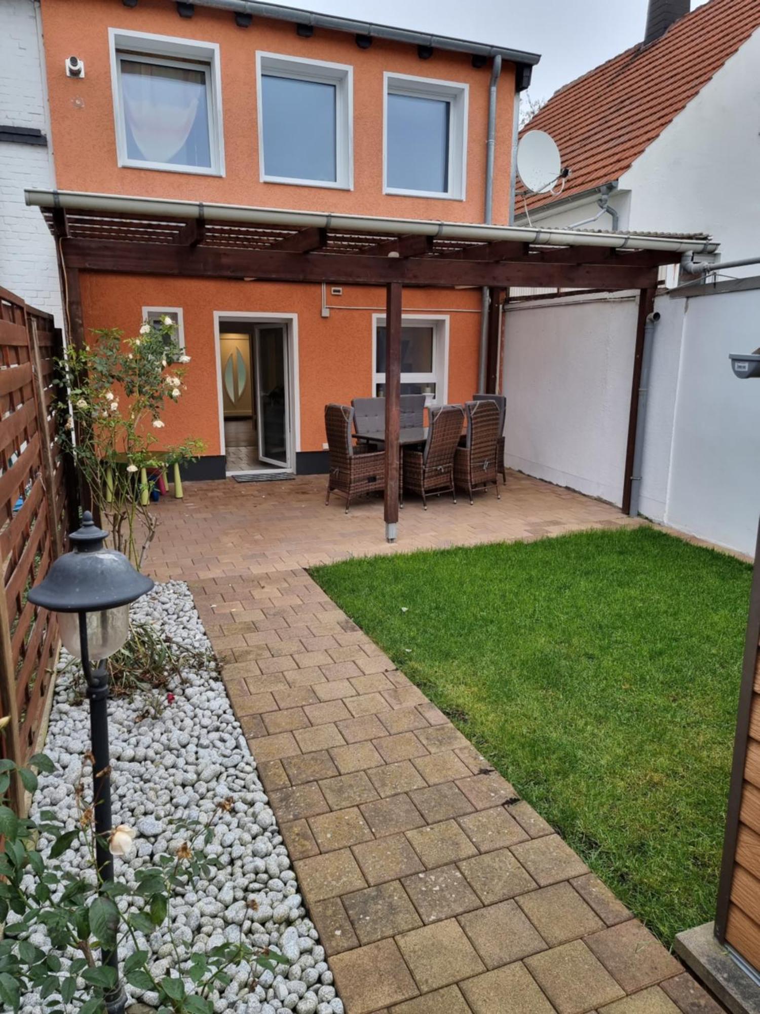 Gaestehaus-Ferienwohnung-Appartement Mit Terrasse - Naehe Kliniken/ Herzzentrum Bad Oeynhausen Εξωτερικό φωτογραφία